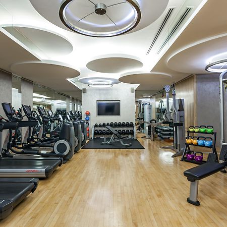 The Peninsula Bangkok - SHA Extra Plus Luaran gambar The gym at the hotel