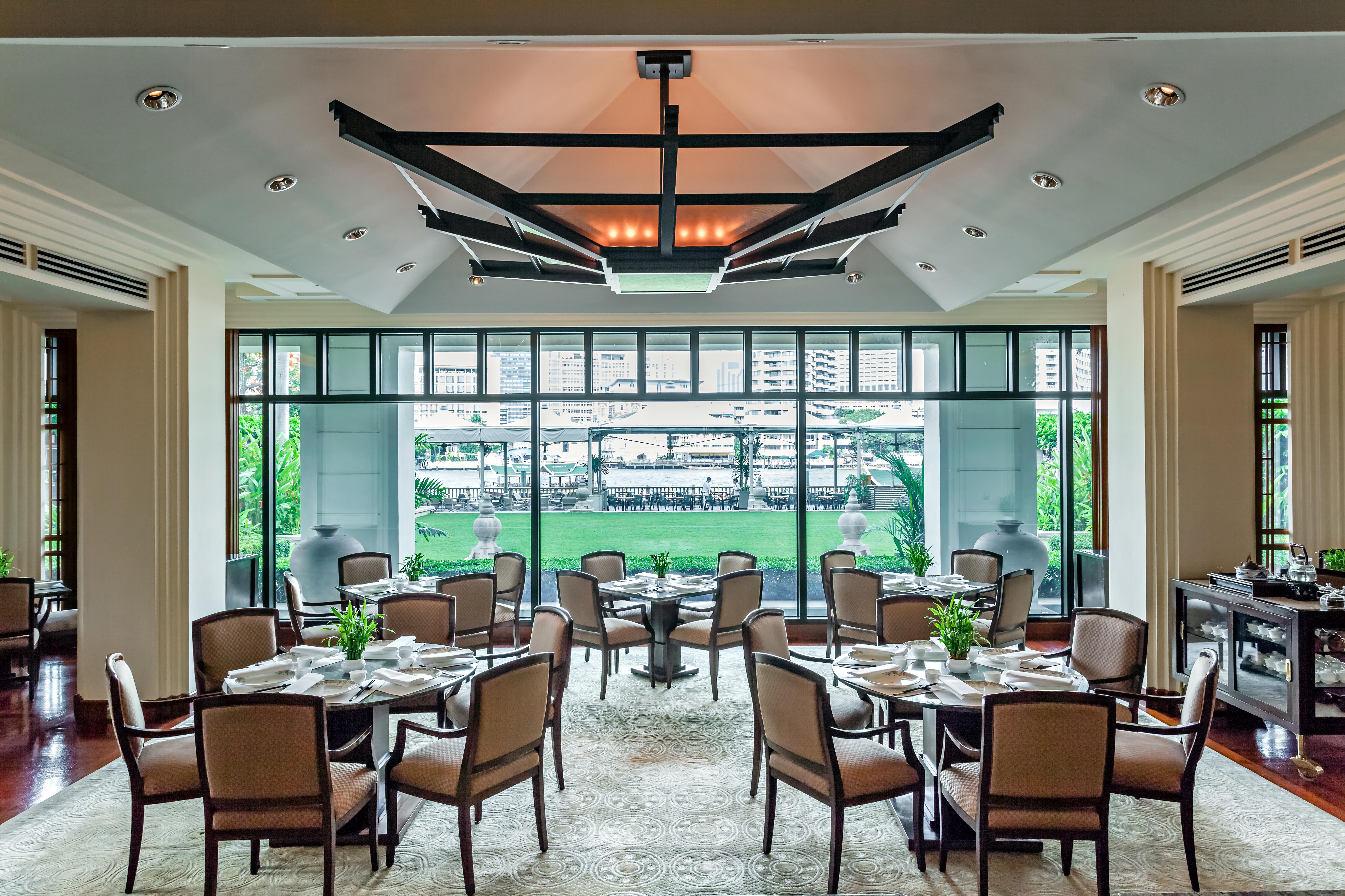 The Peninsula Bangkok - SHA Extra Plus Luaran gambar The Club Lounge at the Hong Kong InterContinental