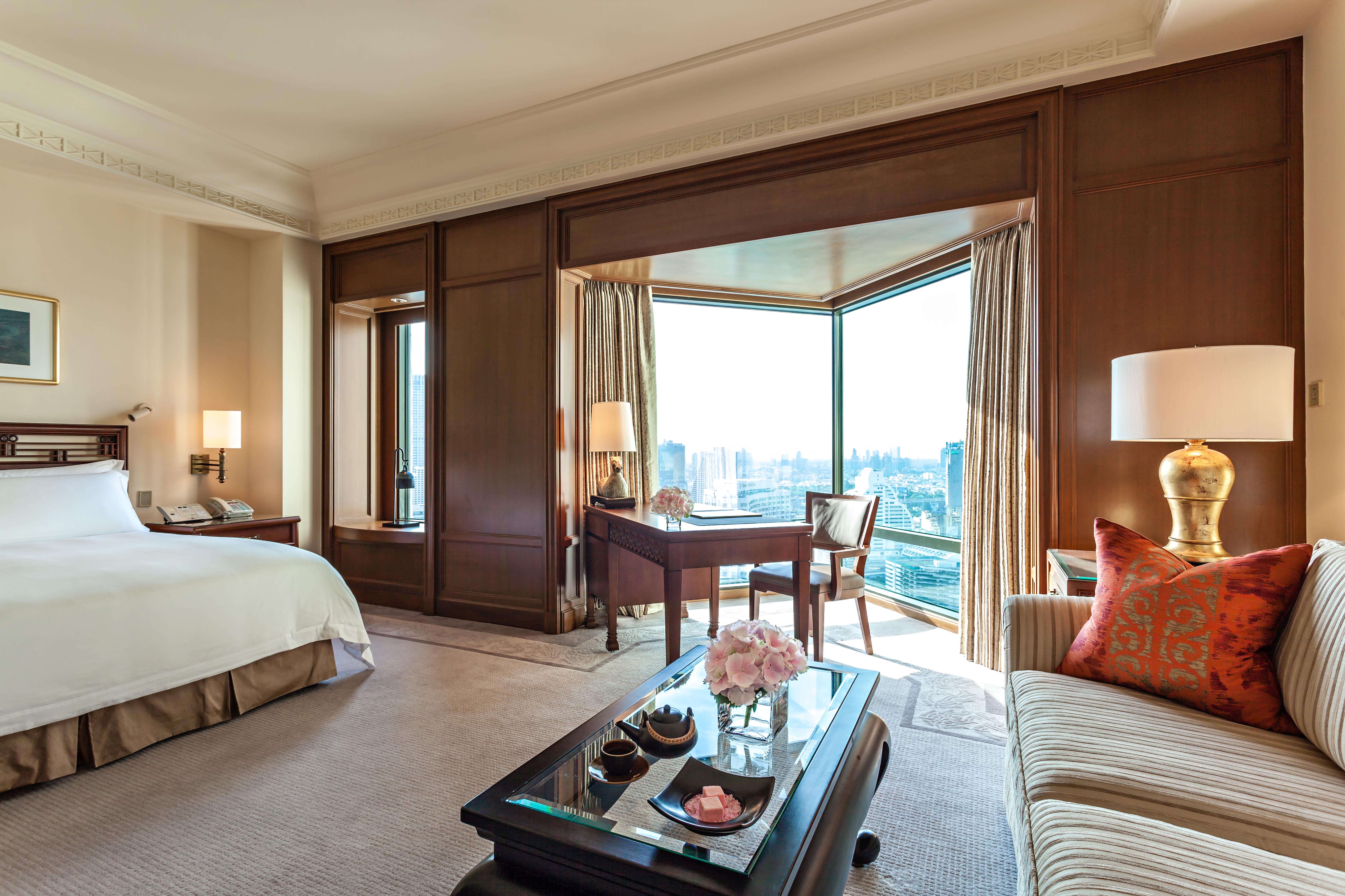 The Peninsula Bangkok - SHA Extra Plus Luaran gambar A suite at the Mandarin Oriental, Beijing