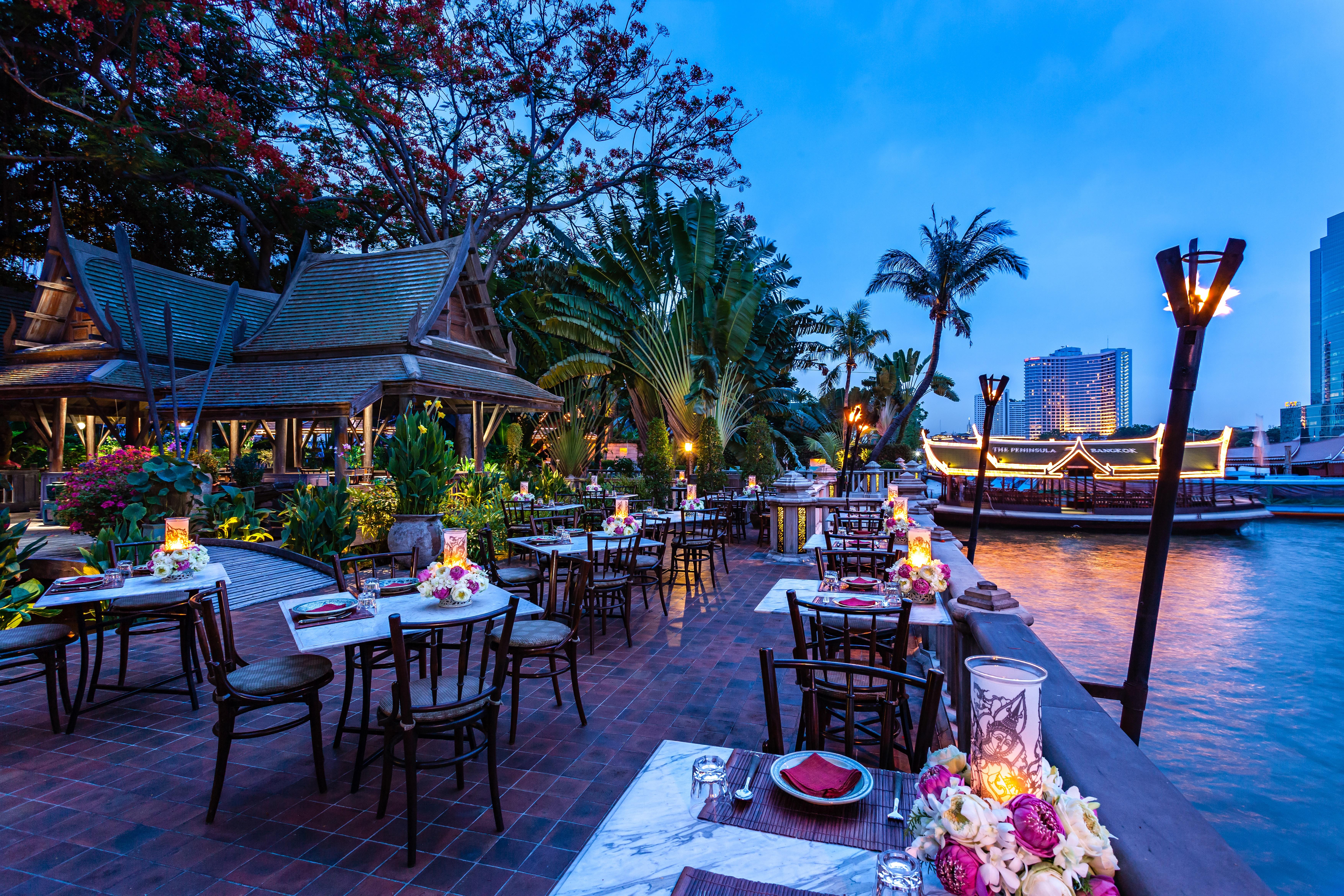The Peninsula Bangkok - SHA Extra Plus Luaran gambar River Cafe