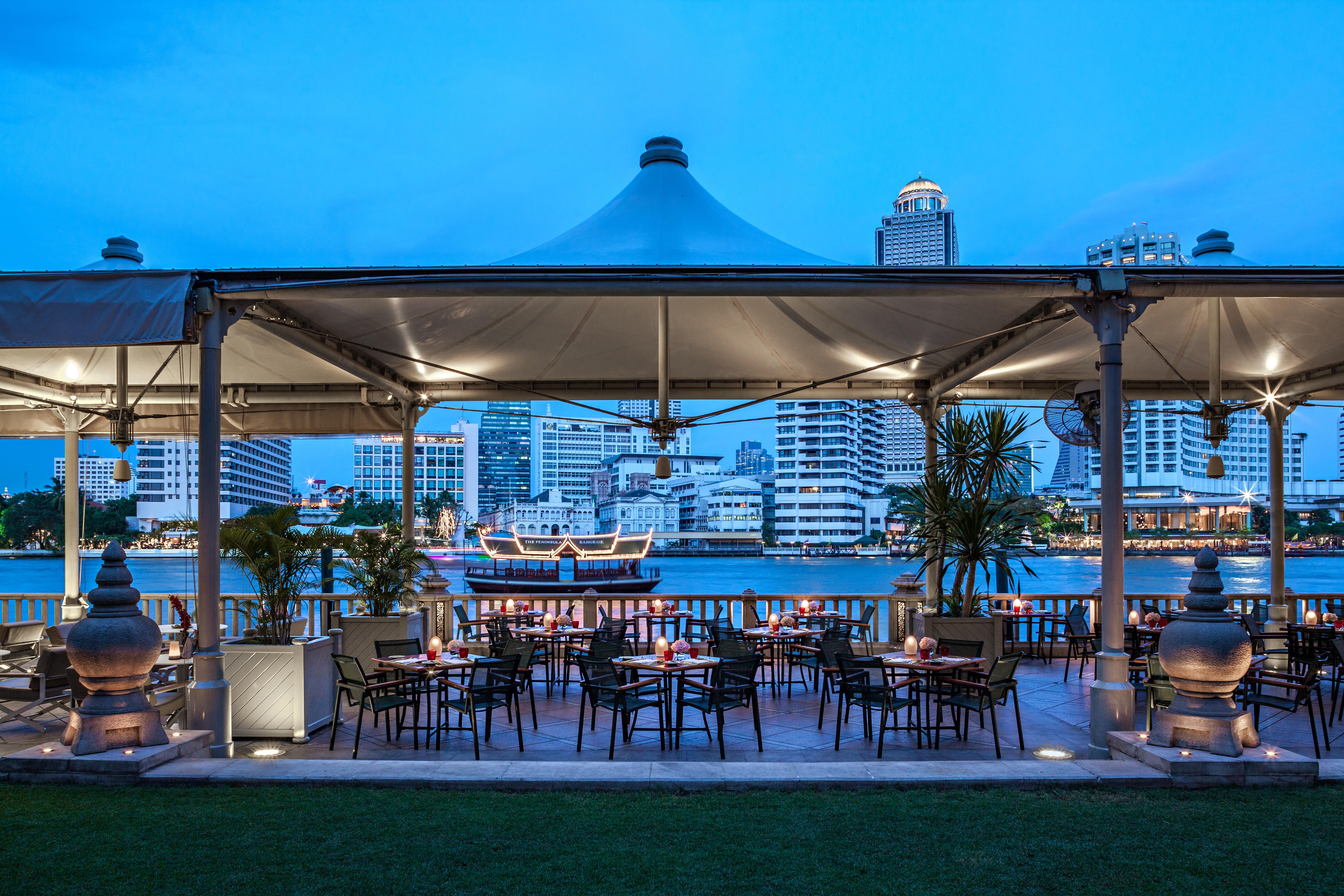 The Peninsula Bangkok - SHA Extra Plus Luaran gambar The Deck at U Sathorn
